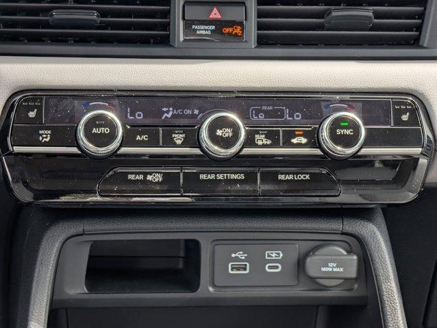 new 2025 Honda Pilot car, priced at $48,351