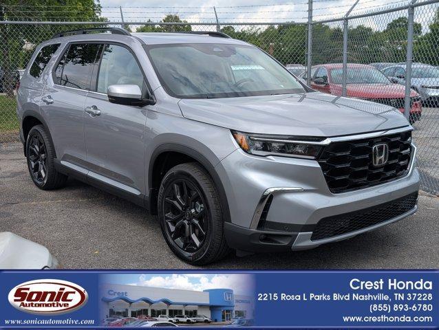 new 2025 Honda Pilot car, priced at $49,341