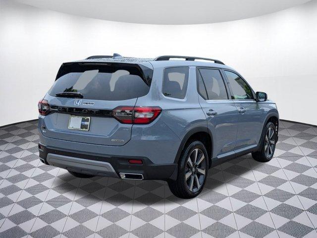 new 2025 Honda Pilot car, priced at $49,405