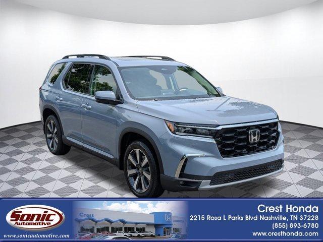 new 2025 Honda Pilot car, priced at $49,405