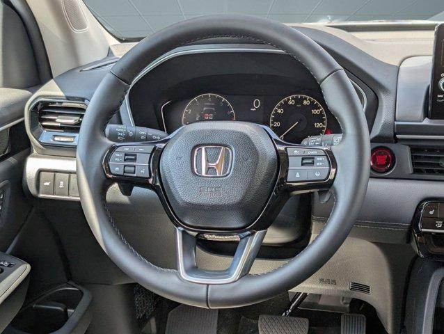 new 2025 Honda Pilot car, priced at $44,591