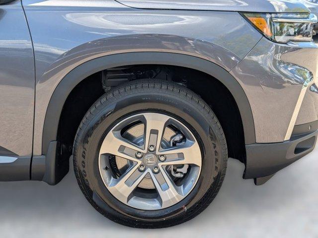 new 2025 Honda Pilot car, priced at $44,591