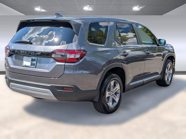 new 2025 Honda Pilot car, priced at $44,591