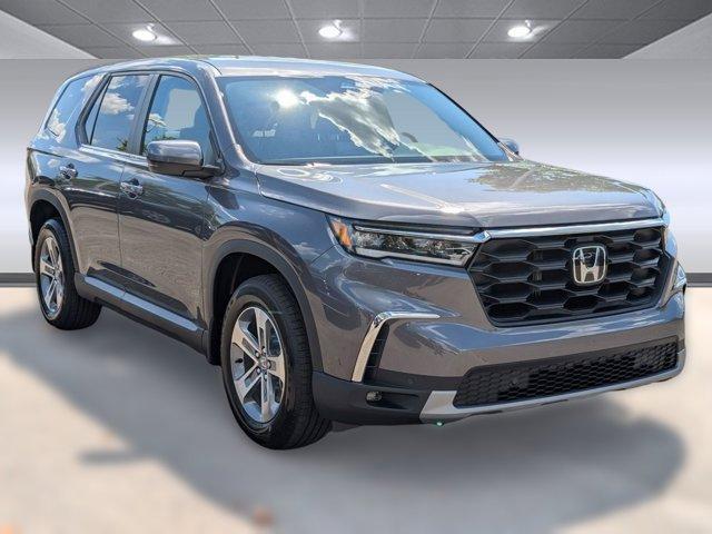 new 2025 Honda Pilot car, priced at $44,591