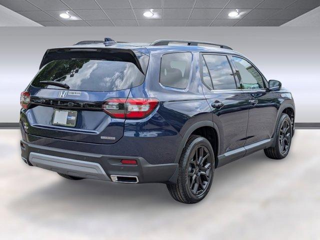 new 2025 Honda Pilot car, priced at $50,442