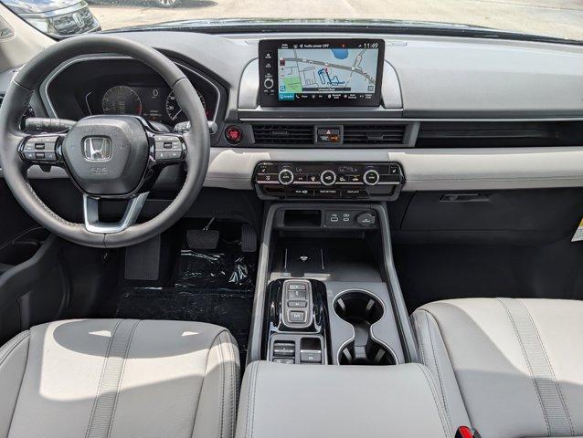 new 2025 Honda Pilot car, priced at $51,151