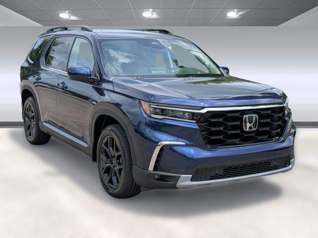 new 2025 Honda Pilot car, priced at $50,442