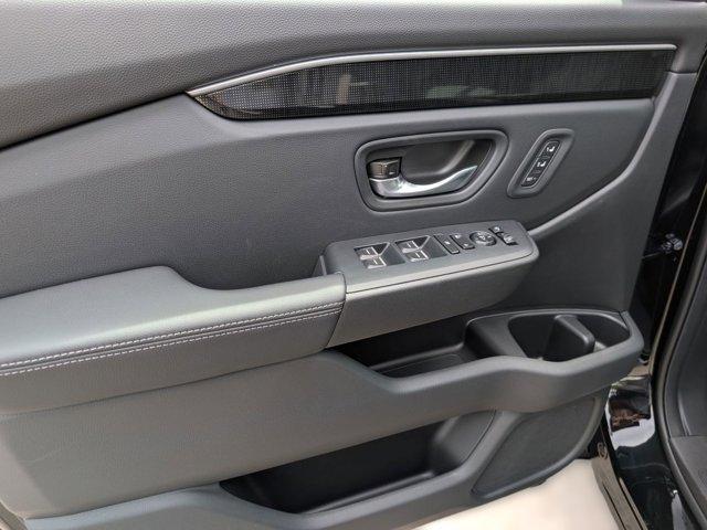 new 2025 Honda Pilot car, priced at $52,771