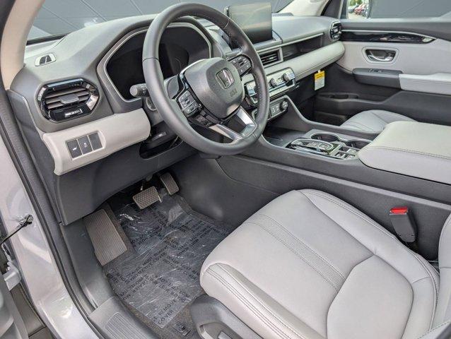 new 2025 Honda Pilot car, priced at $46,451
