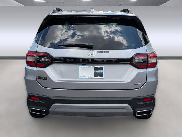 new 2025 Honda Pilot car, priced at $46,451