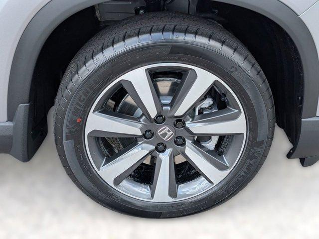 new 2025 Honda Pilot car, priced at $46,451