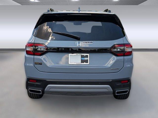 new 2025 Honda Pilot car, priced at $46,951