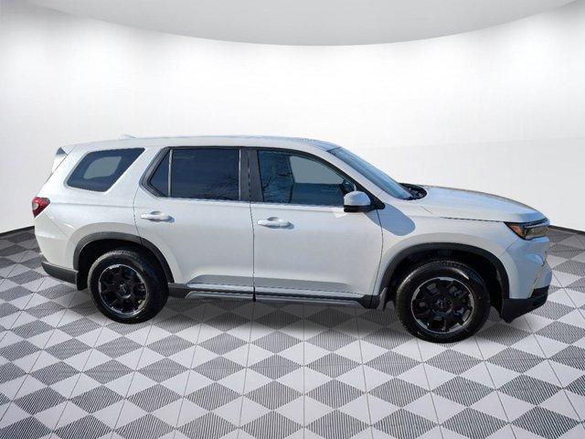 new 2025 Honda Pilot car, priced at $48,132