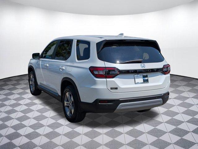 new 2025 Honda Pilot car, priced at $42,951