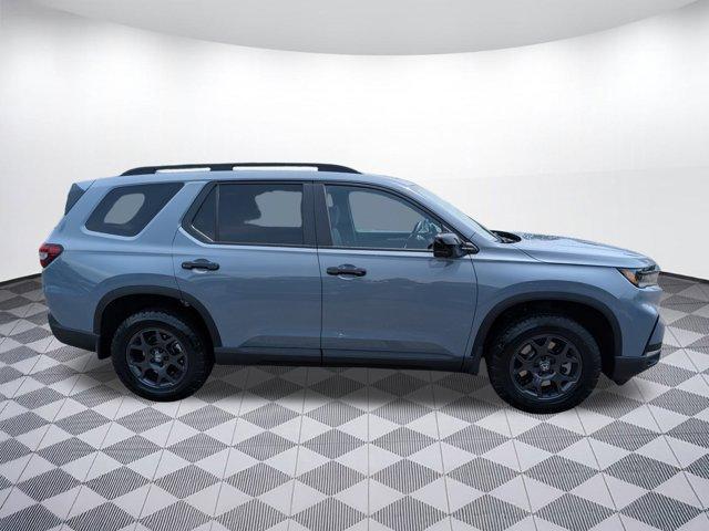 new 2025 Honda Pilot car, priced at $50,281