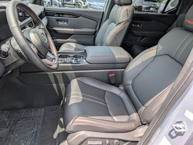 new 2025 Honda Pilot car, priced at $50,281