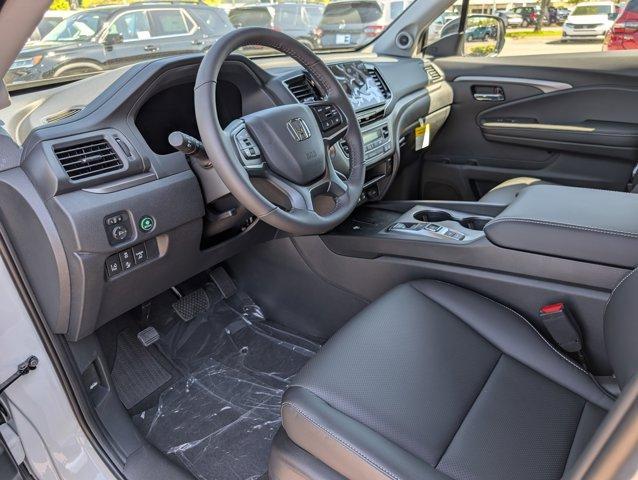 new 2025 Honda Ridgeline car, priced at $42,372