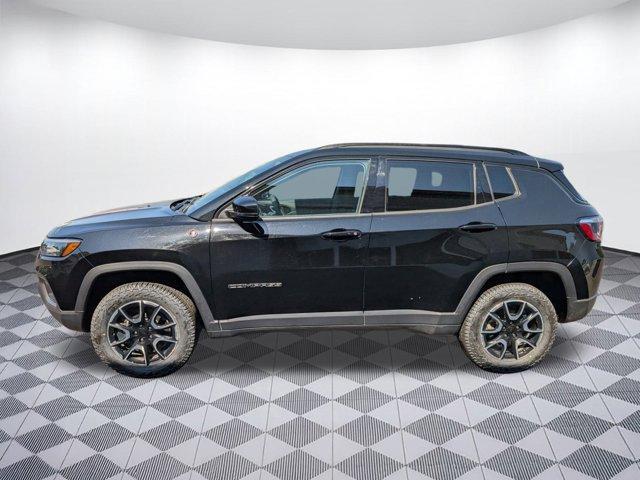 used 2024 Jeep Compass car, priced at $25,999