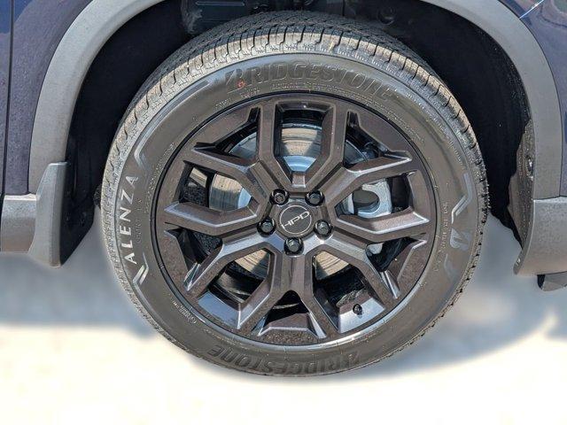 new 2025 Honda Pilot car, priced at $50,491
