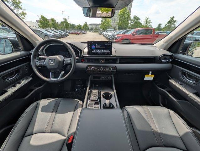 new 2025 Honda Pilot car, priced at $44,171