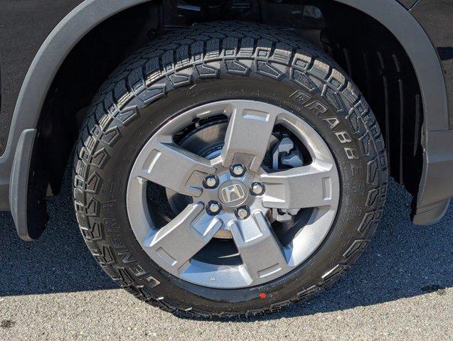new 2025 Honda Ridgeline car, priced at $45,822
