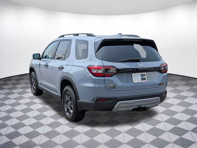 new 2025 Honda Pilot car, priced at $49,501