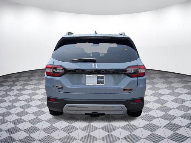 new 2025 Honda Pilot car, priced at $49,501