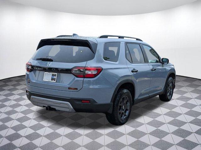 new 2025 Honda Pilot car, priced at $49,501