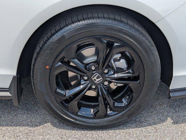 new 2025 Honda Accord car, priced at $30,961