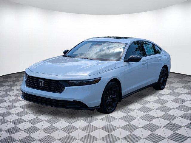new 2025 Honda Accord car, priced at $30,961