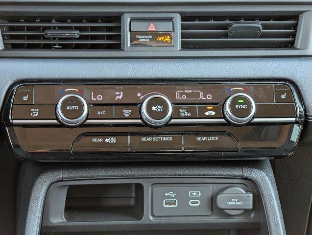 new 2025 Honda Pilot car, priced at $47,891