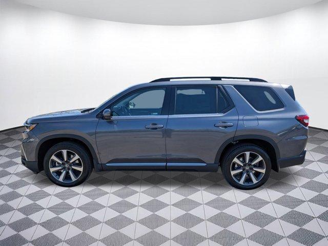new 2025 Honda Pilot car, priced at $55,251