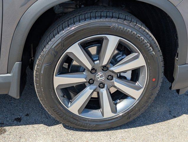 new 2025 Honda Pilot car, priced at $55,251