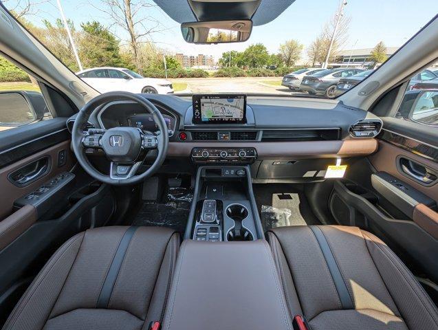 new 2025 Honda Pilot car, priced at $55,251