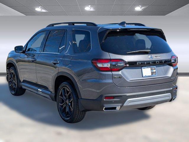 new 2025 Honda Pilot car, priced at $48,633