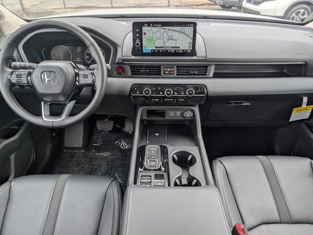 new 2025 Honda Pilot car, priced at $49,321