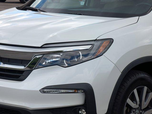 used 2021 Honda Pilot car, priced at $21,999