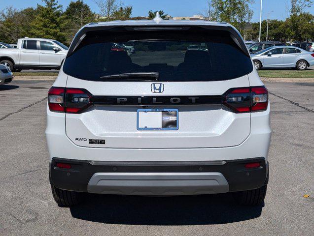 new 2025 Honda Pilot car, priced at $45,941