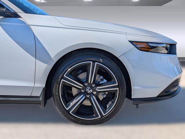 new 2025 Honda Accord Hybrid car, priced at $33,901