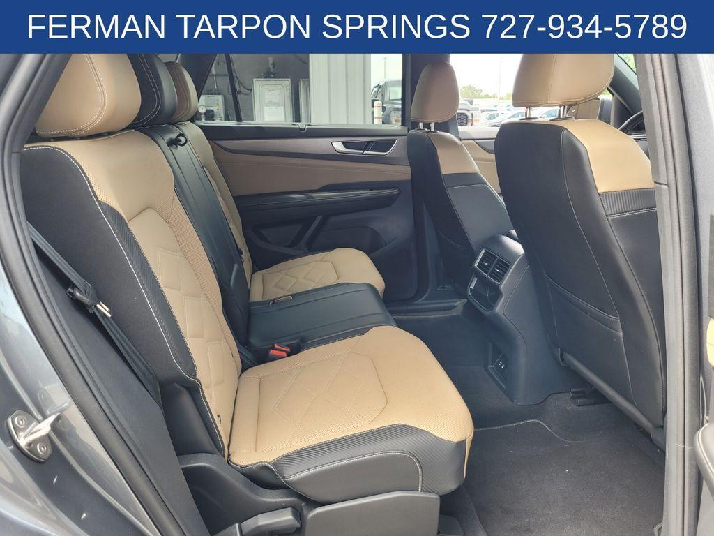 used 2024 Volkswagen Atlas Cross Sport car, priced at $32,100