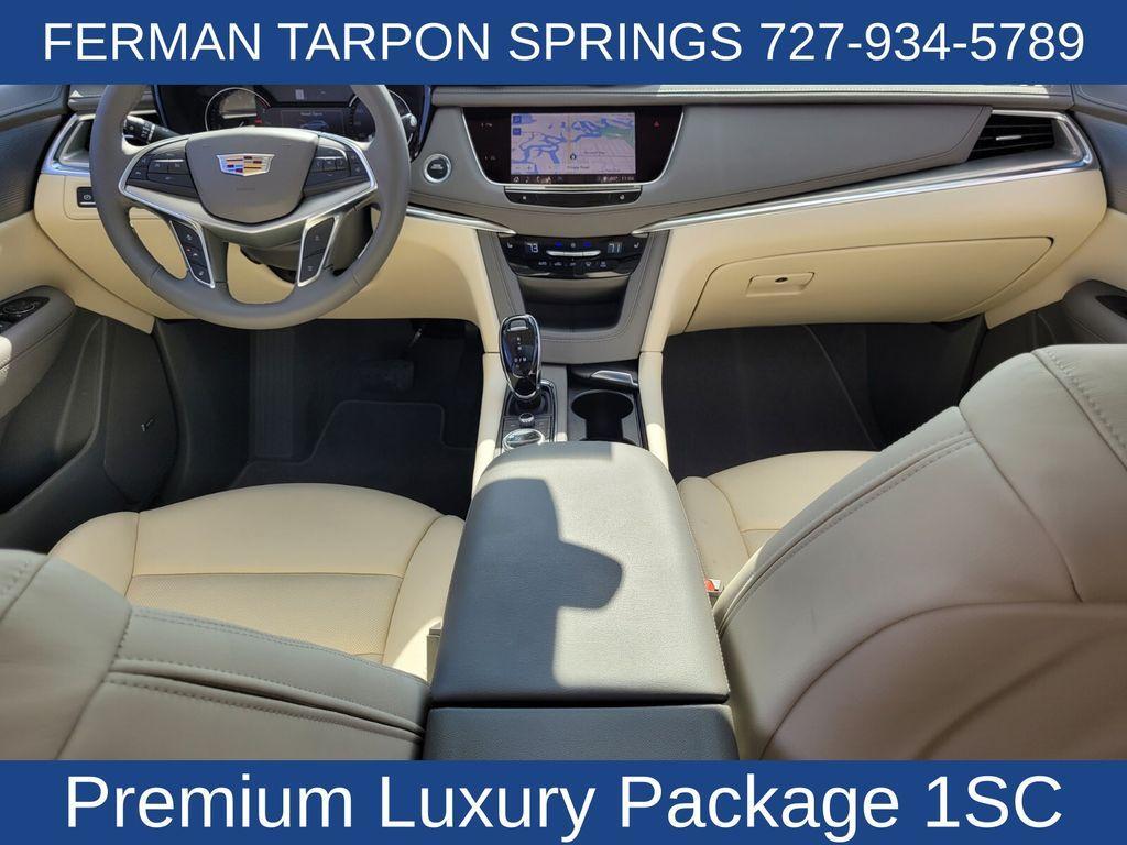 used 2025 Cadillac XT5 car, priced at $45,500