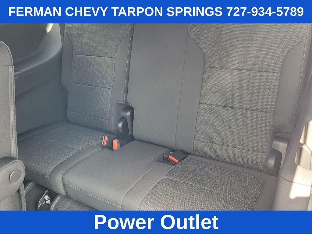 new 2025 Chevrolet Traverse car, priced at $39,695