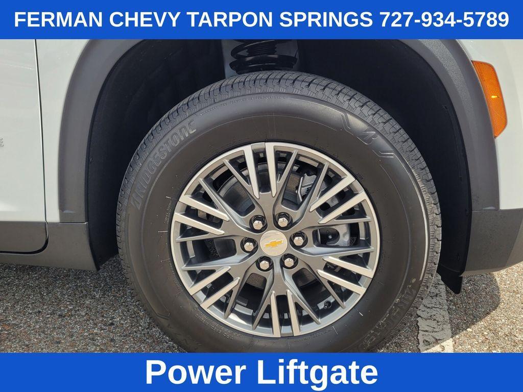 new 2025 Chevrolet Traverse car, priced at $41,395