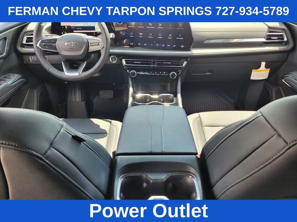 new 2025 Chevrolet Traverse car, priced at $45,304