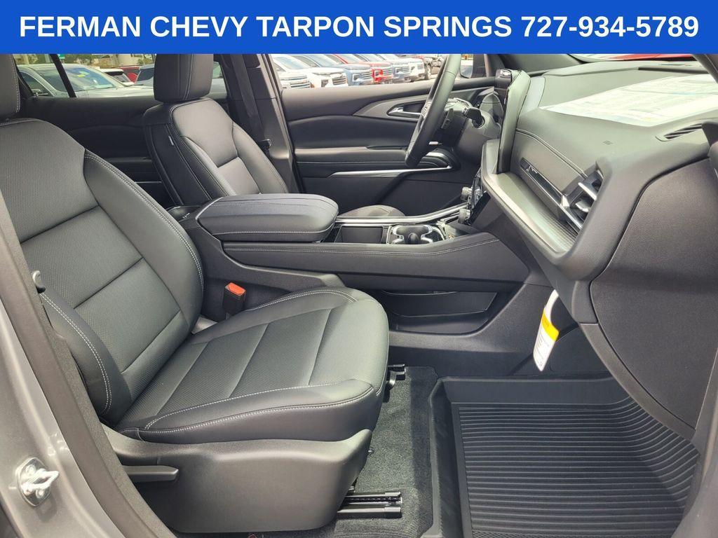 new 2025 Chevrolet Traverse car, priced at $41,760