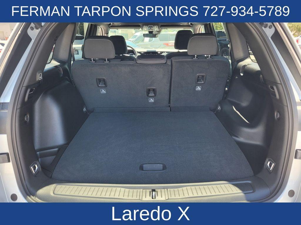 used 2025 Jeep Grand Cherokee car, priced at $37,099