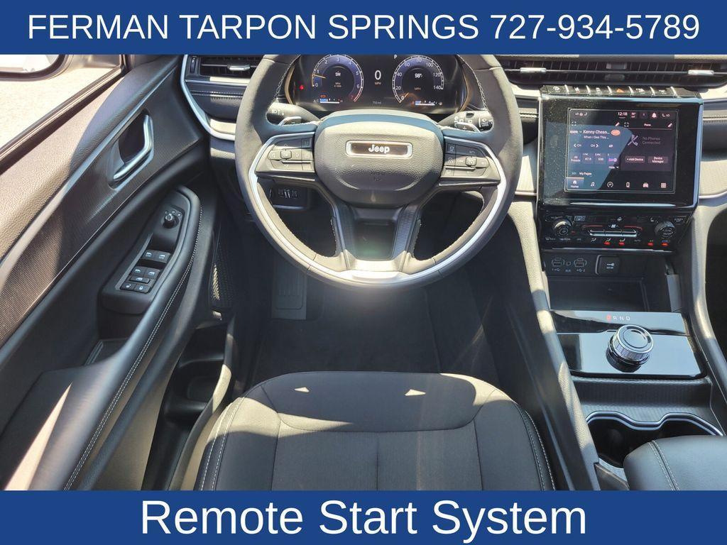 used 2025 Jeep Grand Cherokee car, priced at $37,099