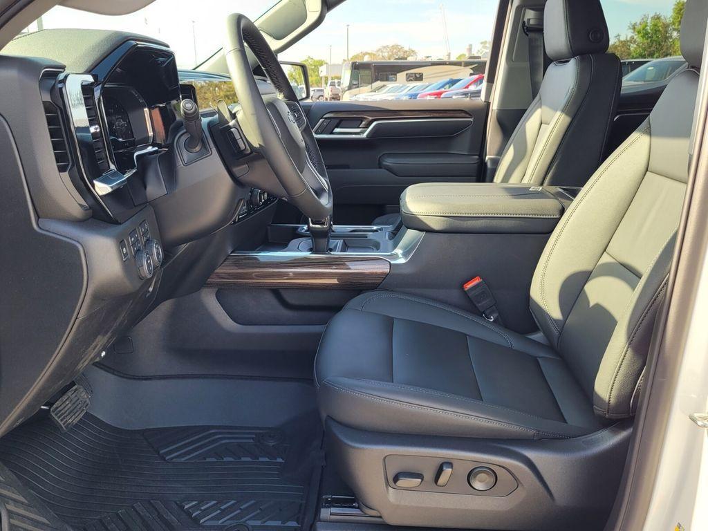 new 2025 Chevrolet Silverado 1500 car, priced at $54,580