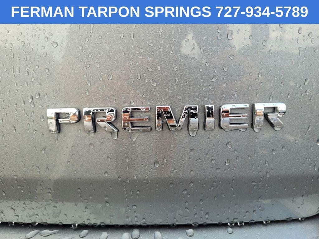 used 2023 Chevrolet Traverse car, priced at $37,551