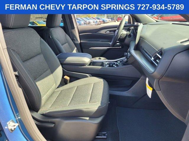new 2025 Chevrolet Traverse car, priced at $40,395